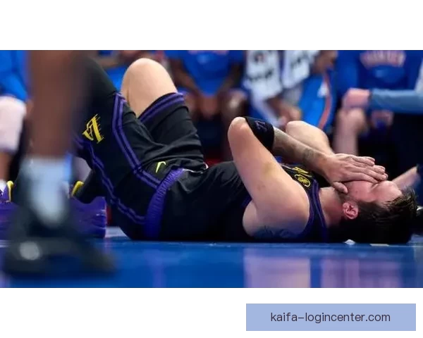 东契奇腿筋拉伤真因揭晓 湖人将帅回应伤病 詹姆斯强调健康是最重要财富