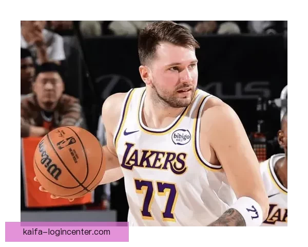 东契奇腿筋拉伤真因揭晓 湖人将帅回应伤病 詹姆斯强调健康是最重要财富